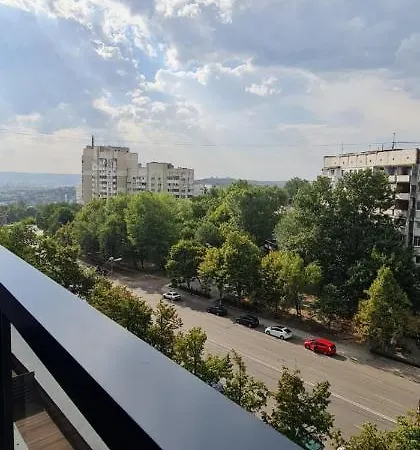 Oasis-rent Chisinau